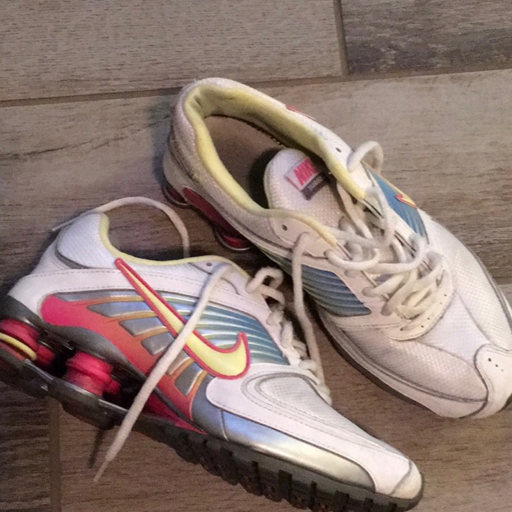 Nike shox